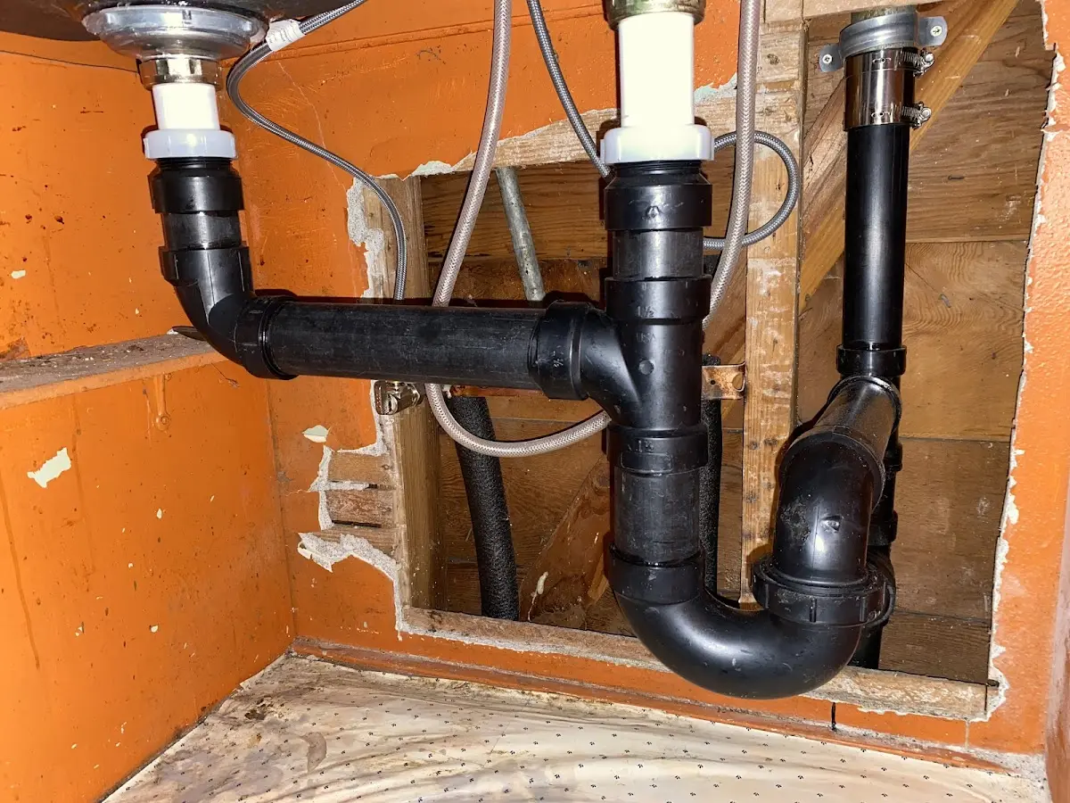 Professional Pipe Bursting equipment and tools on the job in Eastlake